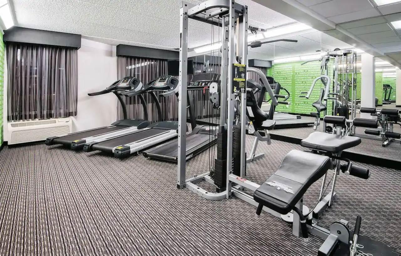 La Quinta Inn & Suites By Wyndham San Antonio Riverwalk Bagian luar foto