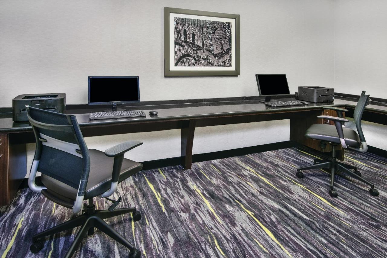 La Quinta Inn & Suites By Wyndham San Antonio Riverwalk Bagian luar foto