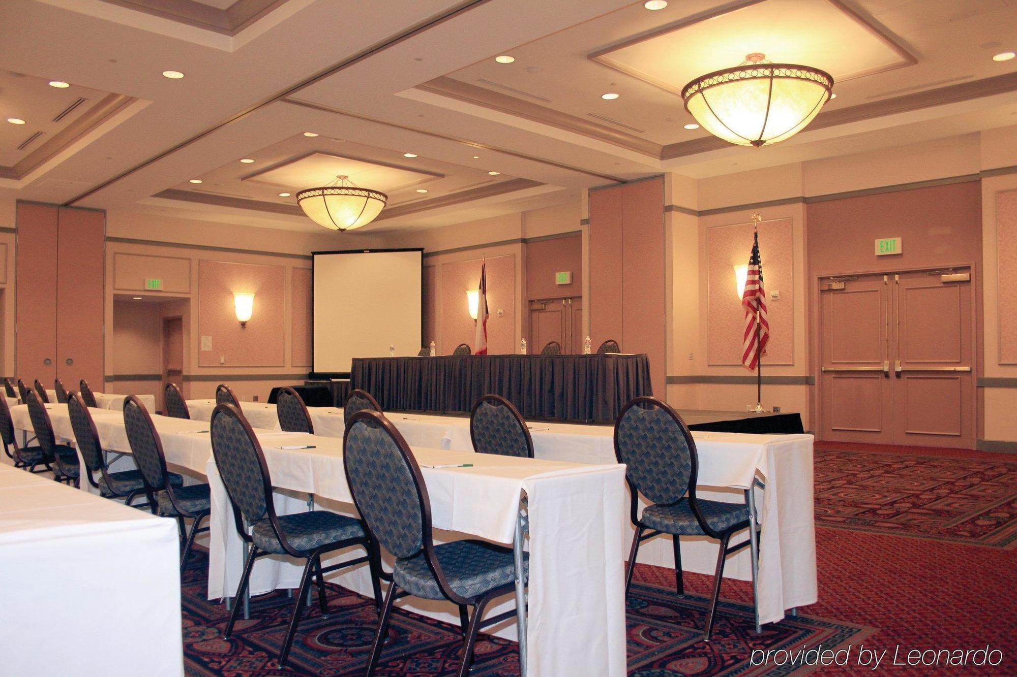 La Quinta Inn & Suites By Wyndham San Antonio Riverwalk Bagian luar foto
